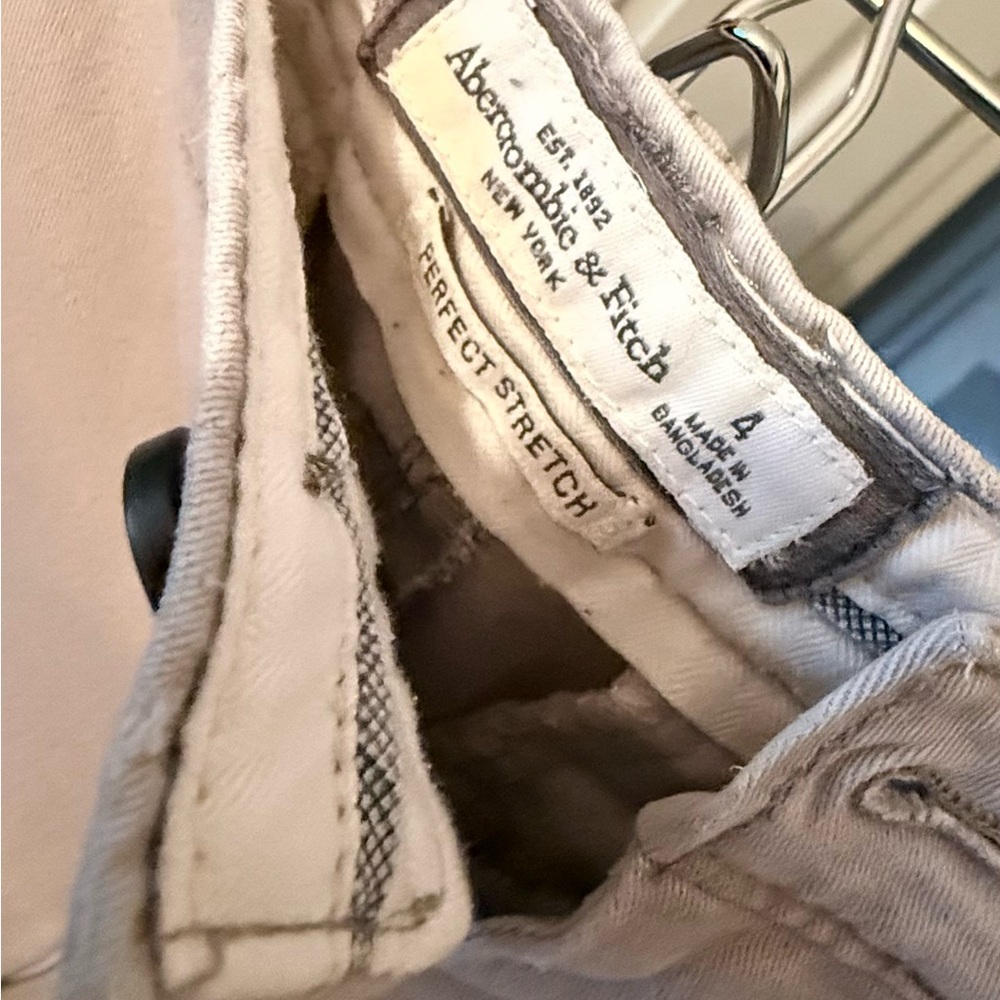 Abercrombie & Fitch Vintage Light Gray Perfect Stretch Chinos